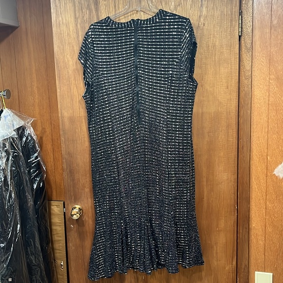 Ashley Stewart Dress sparkle short sleeve size 26/28 - Picture 2 of 3